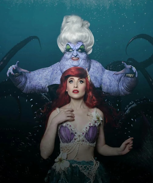 niitacosplay Она делает потрясающий косплей, причем чаще всего не просто фоткается на однотонном фоне, а создаёт целые сцены из мультфильмов! Это невероятно красивая и сложная работа, столько
