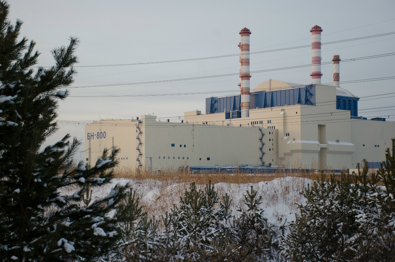 БАЭС, остановка 4 блока - YouTube